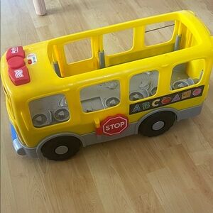 Fisher-Price Yellow Learning School Bus
